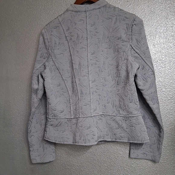 Lavender Embossed Button Down Jacket   Size M - Picture 8 of 11